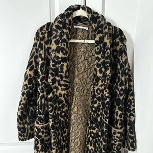 Zara Coat Size S , Panther -
